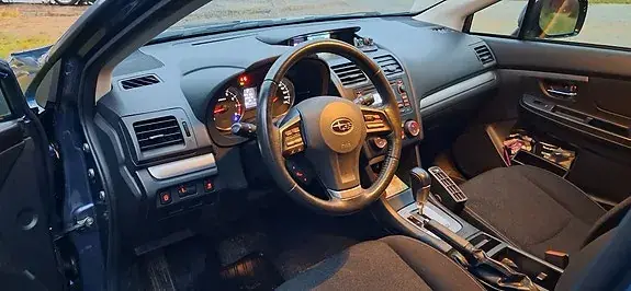 Subaru Xv 2012 photo 3