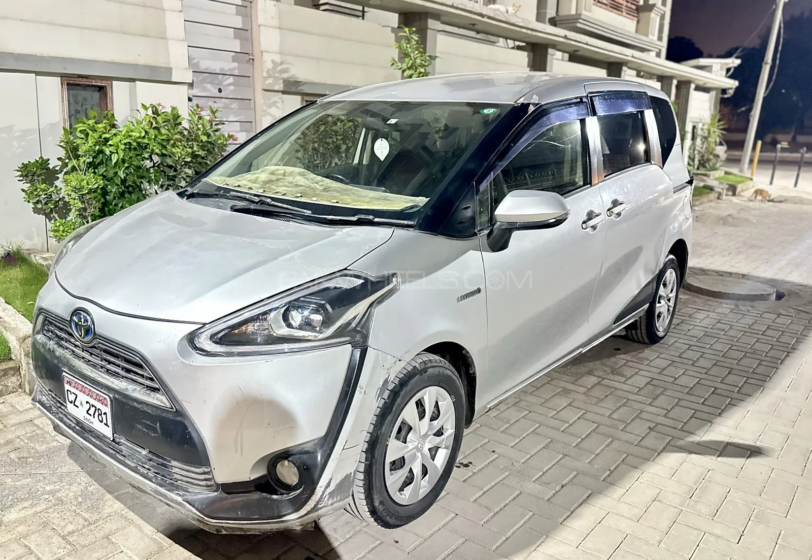 Toyota Sienta