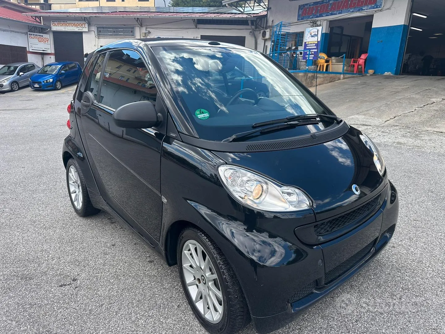 Smart Fortwo 2011 photo 2