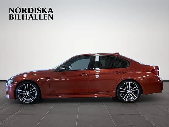 BMW 330I 2018 photo 4