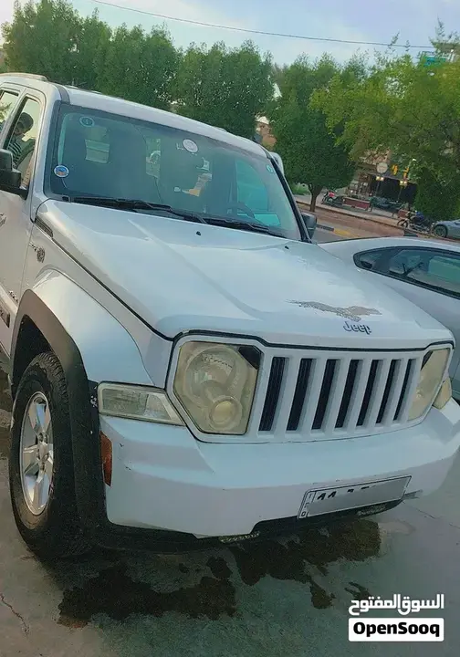 Jeep Liberty 2011 photo 3