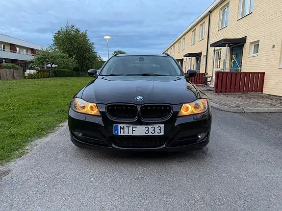 BMW 320D 2012 photo 3