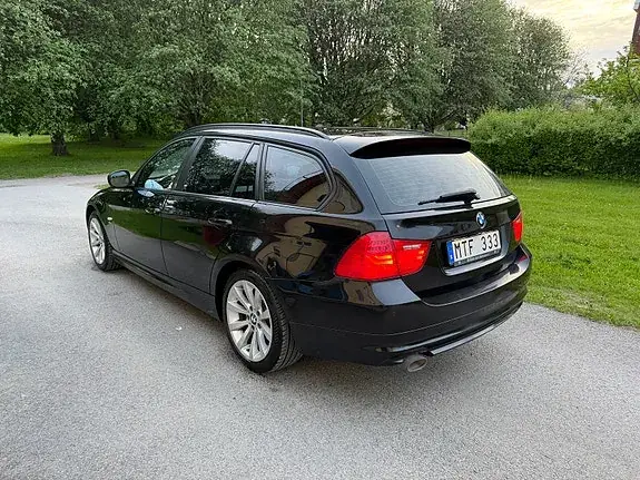 BMW 320D 2012 photo 4