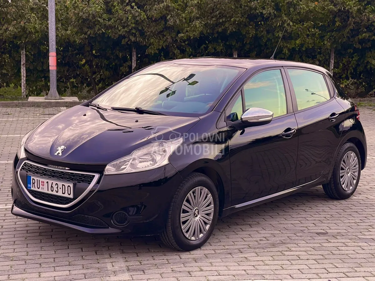 Peugeot 208