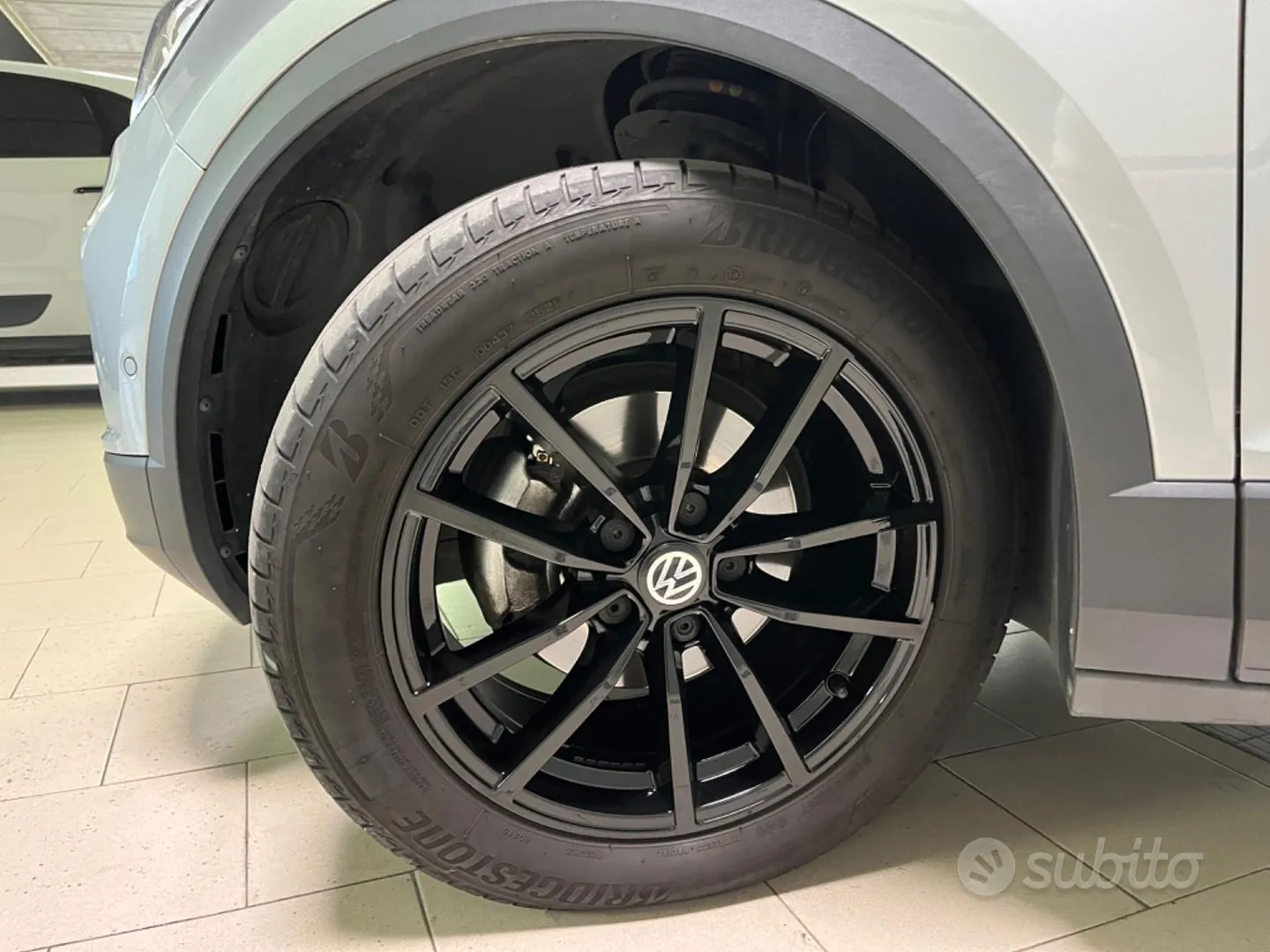 Volkswagen T-Roc 2023 photo 3