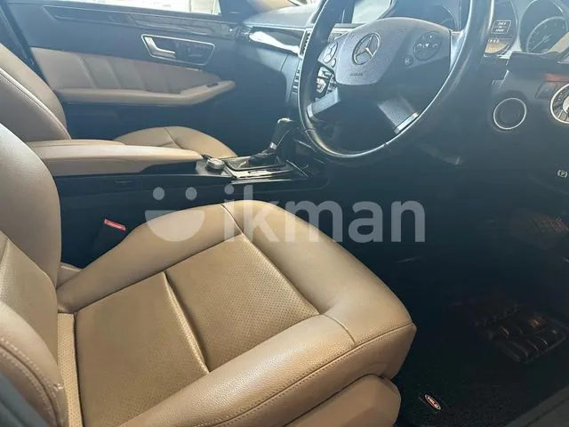 Mercedes-Benz E200 2011 photo 3