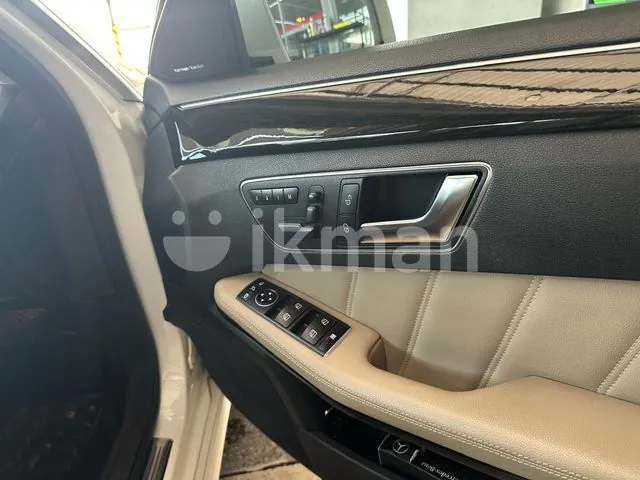 Mercedes-Benz E200 2011 photo 5