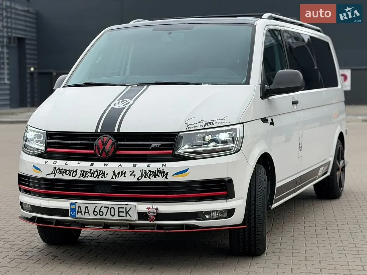 Volkswagen Transporter 2016 photo 2
