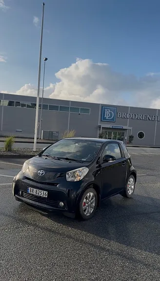 Toyota Iq