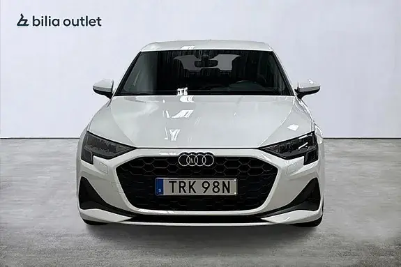 Audi A3 2025 photo 3