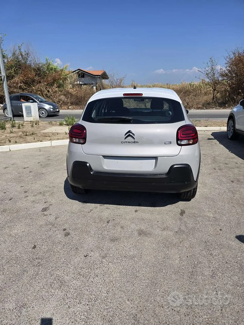 Citroen C3 2023 photo 2