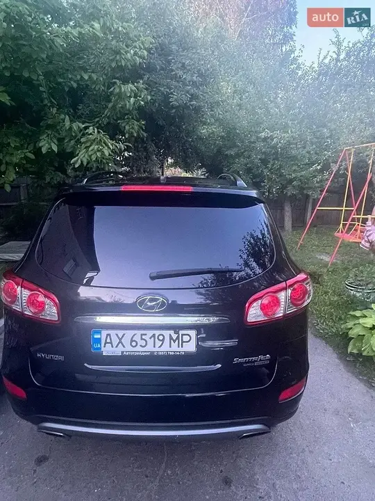 Hyundai Santa Fe 2012 photo 5