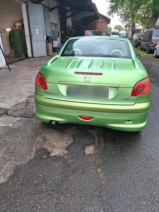 Peugeot 206