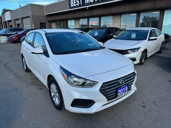 Hyundai Accent 2019 photo 4