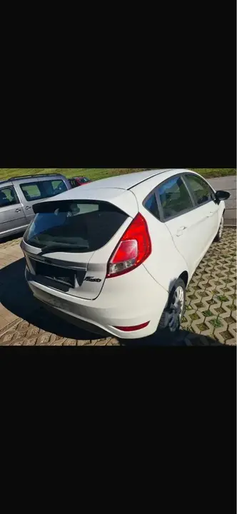 Ford Fiesta 2013 photo 3