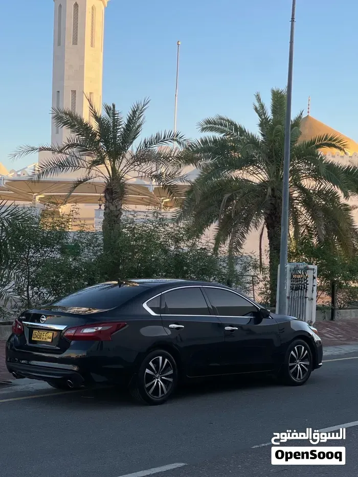 Nissan Altima 2018 photo 4