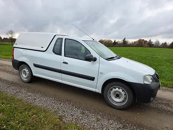 Dacia Logan 2010 photo 4