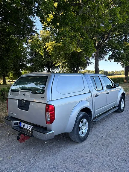 Nissan Navara 2006 photo 2