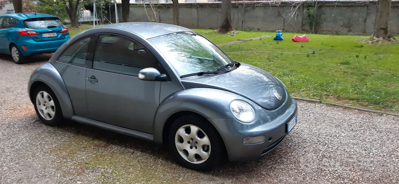 Volkswagen Beetle 2003 photo 2