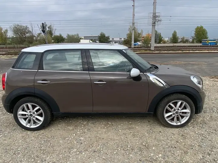 Mini Countryman 2012 photo 3