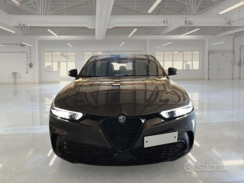 Alfa Romeo Tonale 2023 photo 2