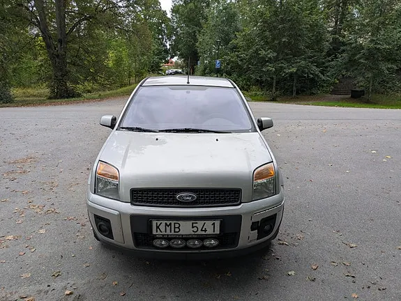 Ford Fusion 2008 photo 2
