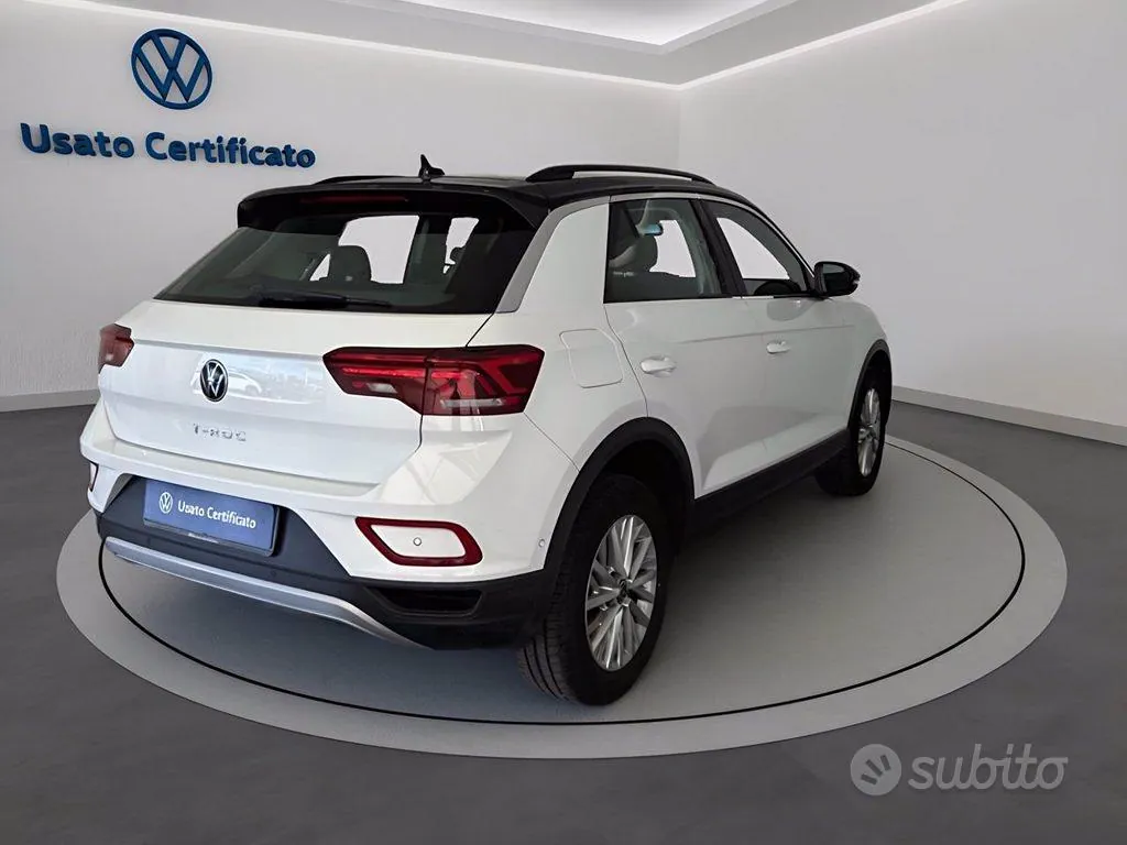 Volkswagen T-Roc 2023 photo 4