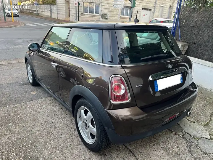 Mini Cooper 2010 photo 5