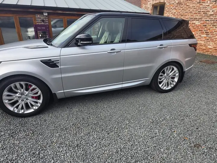 Land Rover Range Rover Sport 2019 photo 3