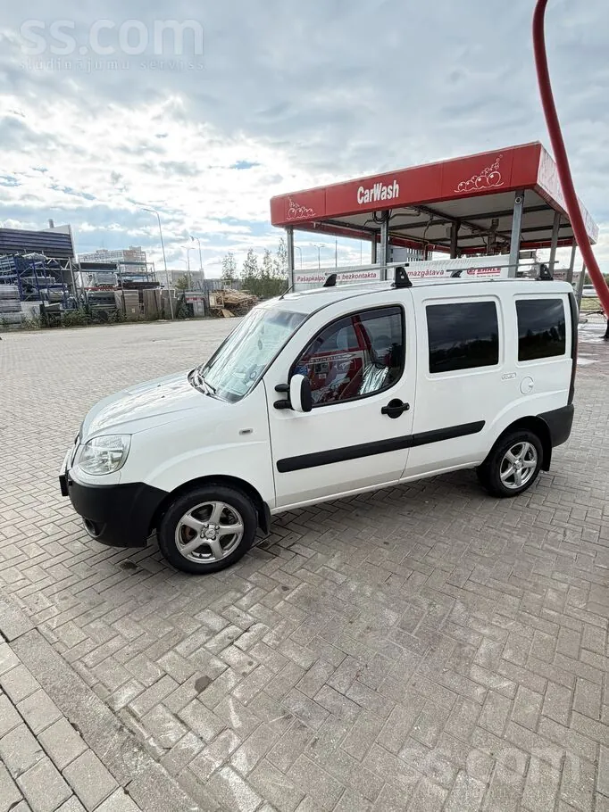 Fiat Doblo 2008 photo 3