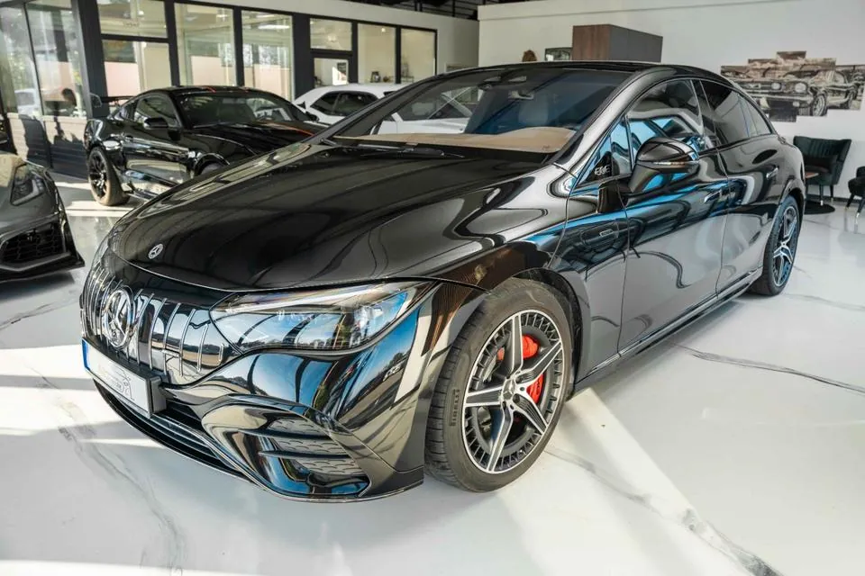 Mercedes-Benz Eqe