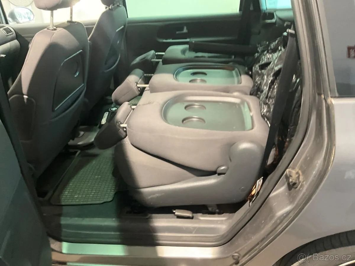 Seat Alhambra 2010 photo 5