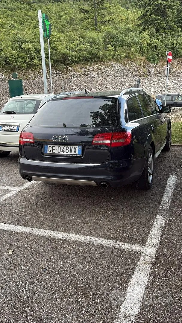 Audi A6 2010 photo 5