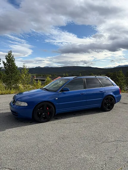 Audi S4 1999 photo 3
