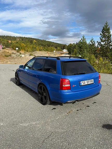 Audi S4 1999 photo 4