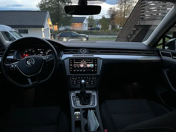 Volkswagen Passat 2018 photo 5