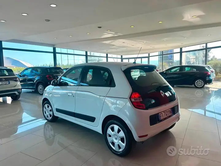 Renault Twingo 2018 photo 2
