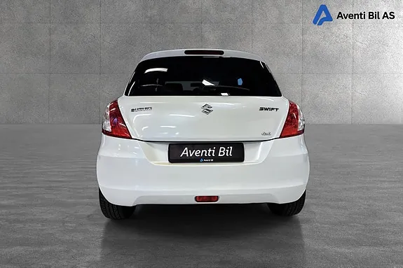 Suzuki Swift 2012 photo 4