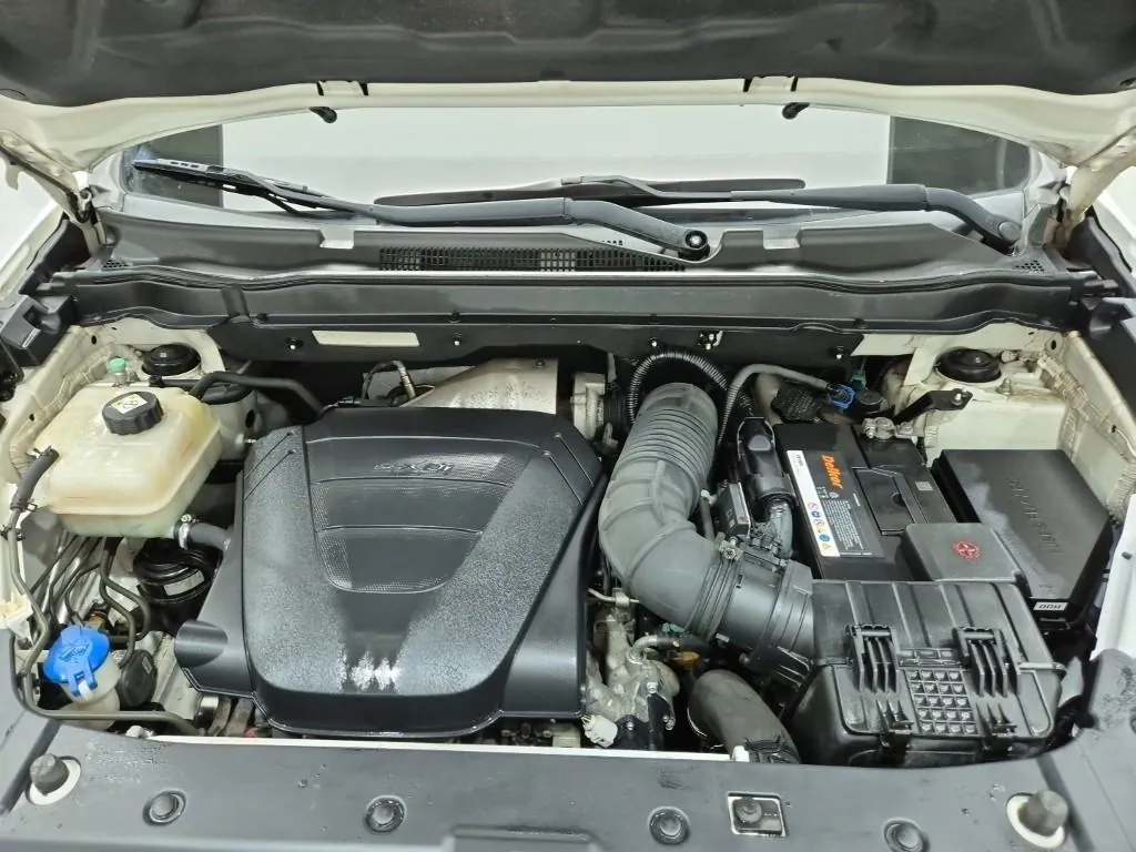 KG Mobility Korando 2017 photo 5