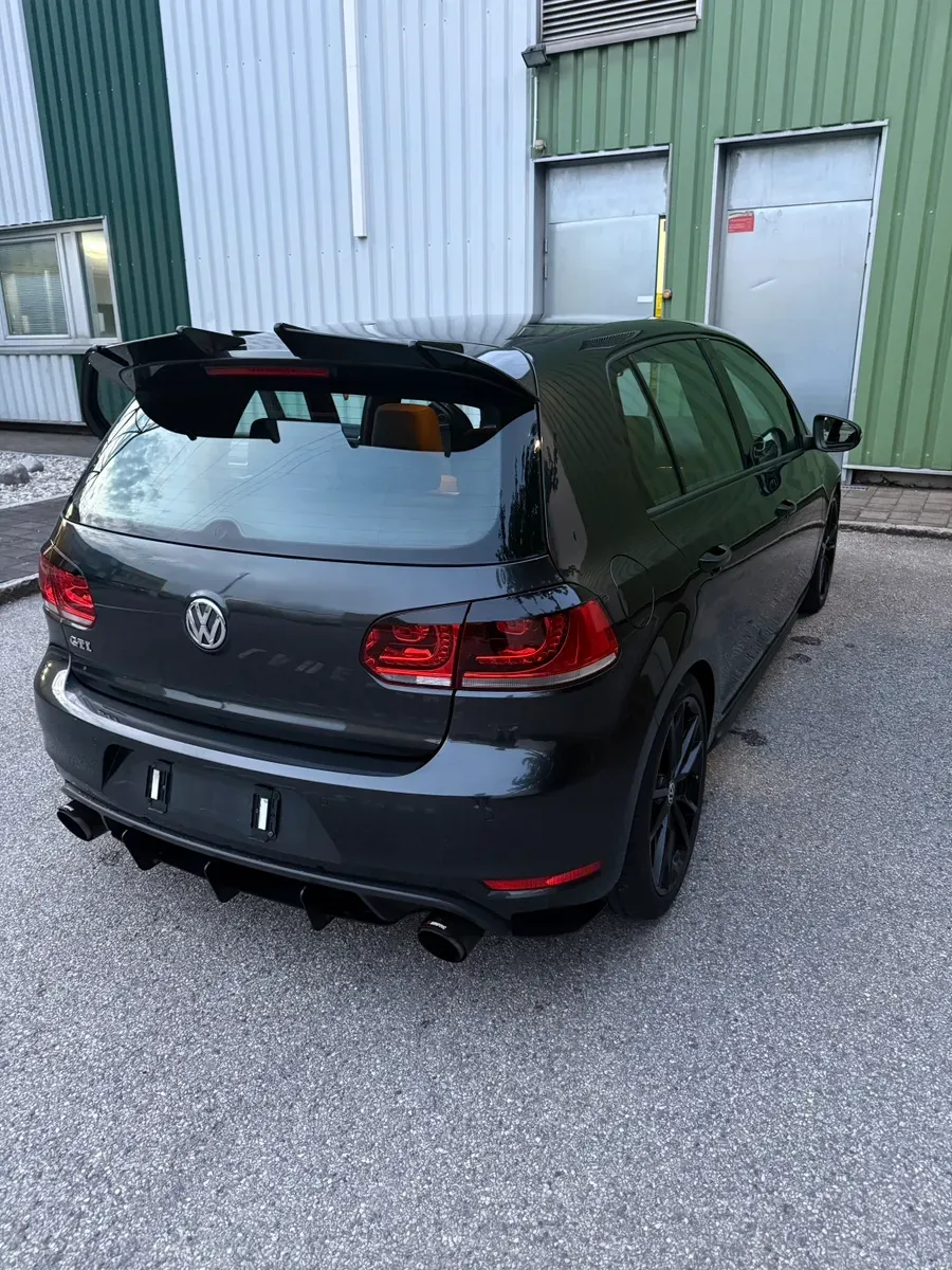 Volkswagen Golf 2012 photo 3