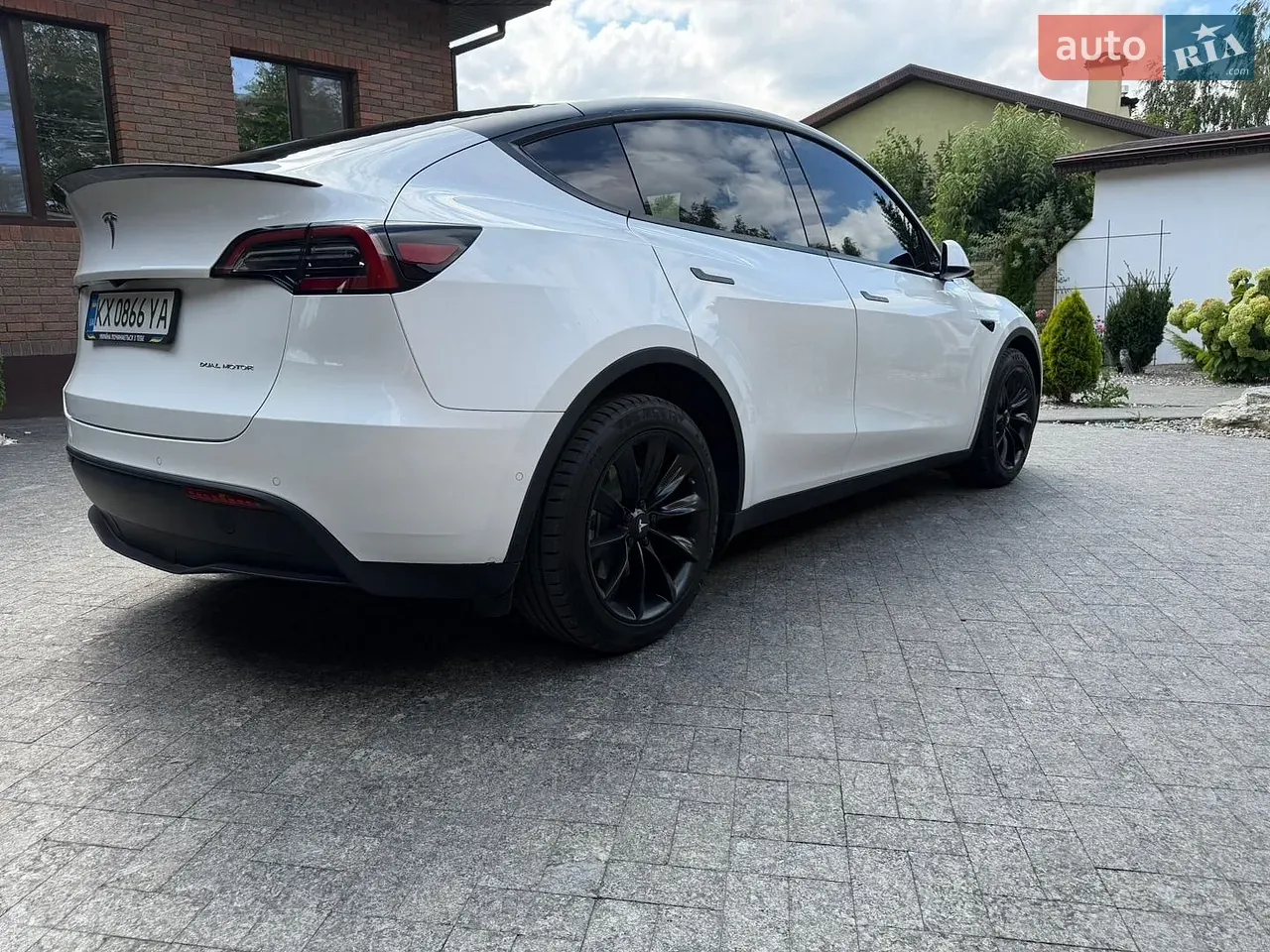 Tesla Model Y 2022 photo 5