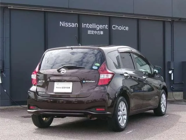 Nissan Note 2019 photo 2