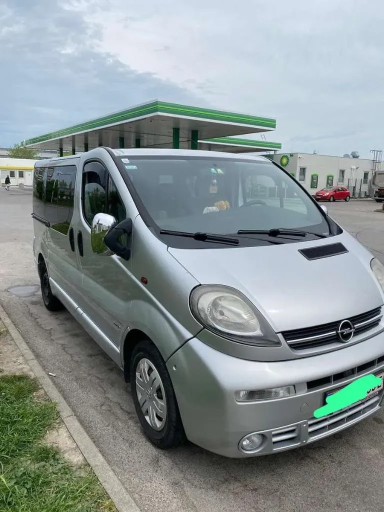 Opel Vivaro 2003 photo 3