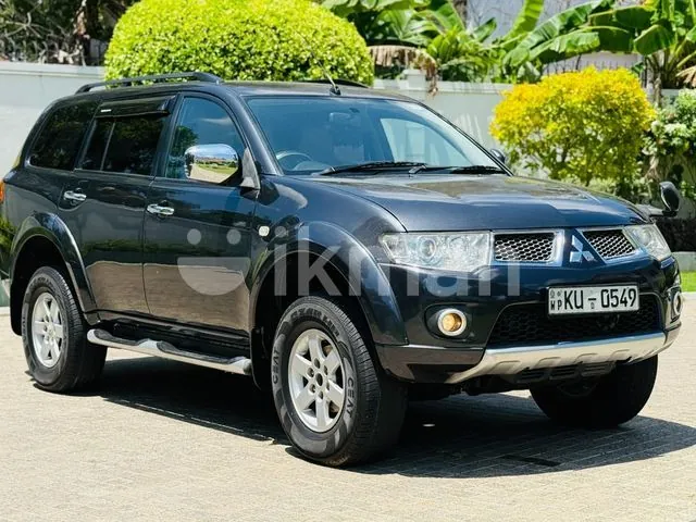 Mitsubishi Montero