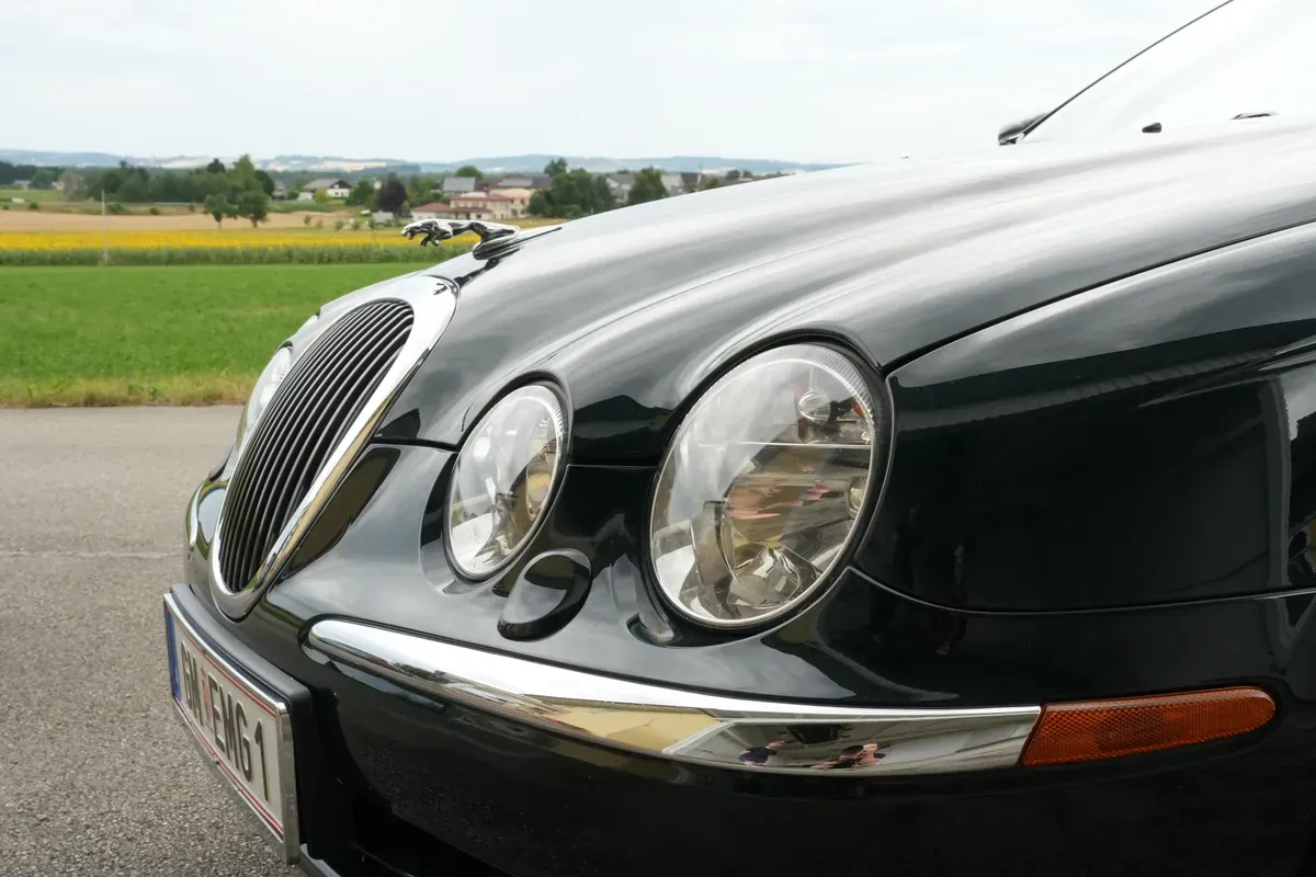 Jaguar S-Type 2000 photo 2