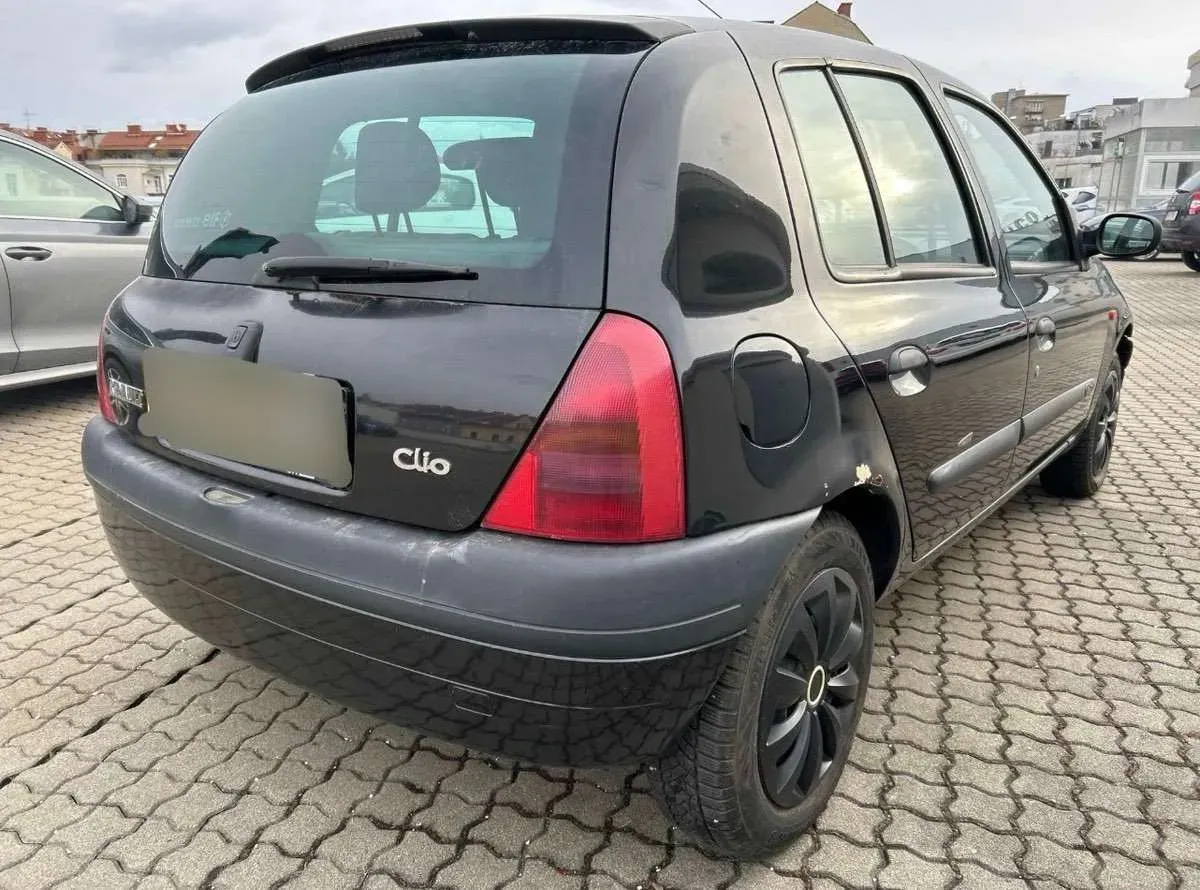 Renault Clio 2001 photo 3