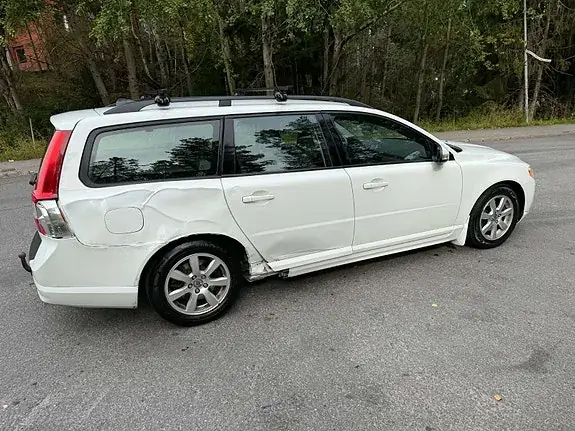 Volvo V70 2011 photo 4