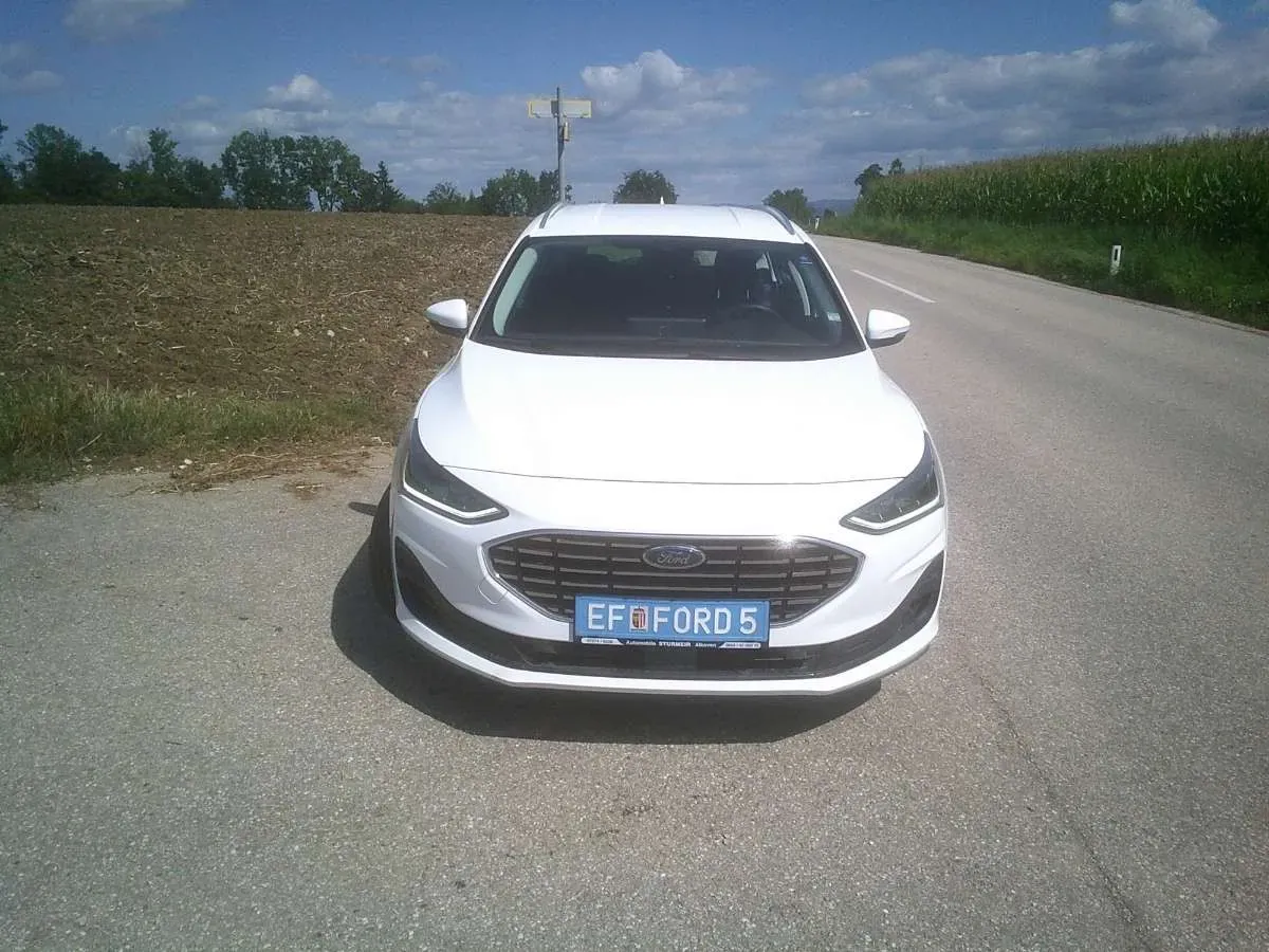 Ford Focus 2020 photo 2