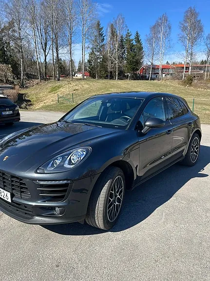 Porsche Macan S 2018 photo 2