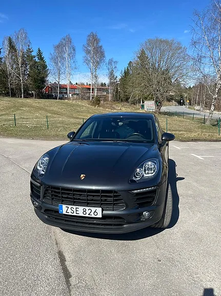 Porsche Macan S